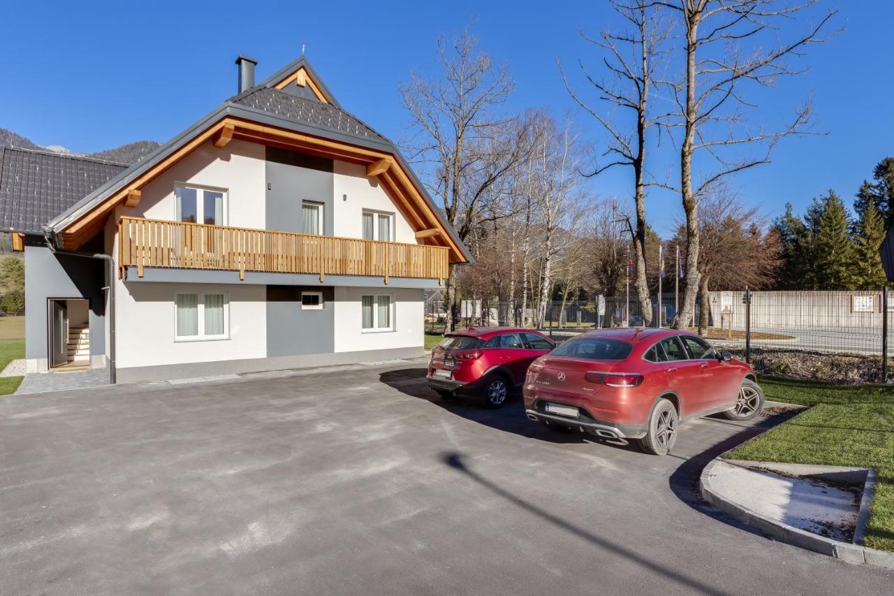 Chic Apartments With Finnish Sauna And Jacuzzi Kranjska Gora Eksteriør bilde